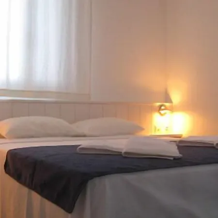 Antigoni 스키로스